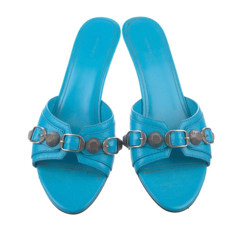 BALENCIAGA Womens Turquoise Kitten Heels! Only worn once! Size 7. Heels: 2.25”